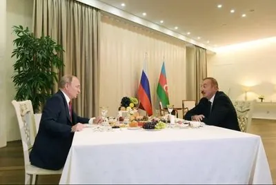 Putin arrives in Azerbaijan for a two-day visit