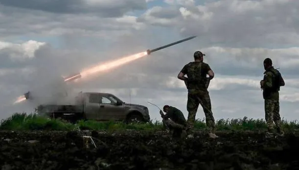 Air defense forces work in Kyiv region, explosions heard