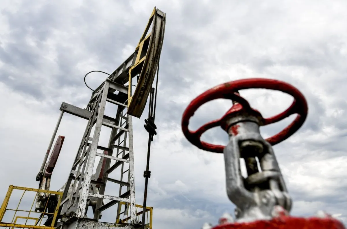 World oil prices continue to fall - Reuters