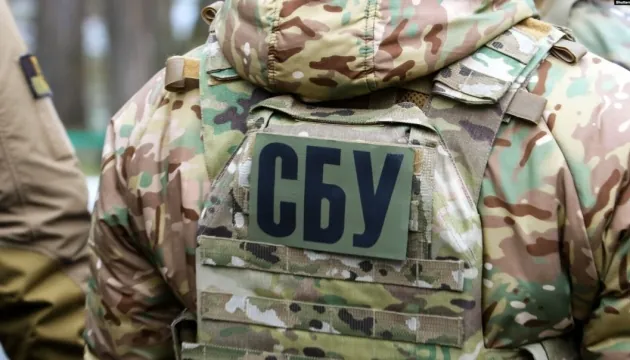 СБУ проводит обыски в Хустском ТЦК и военкома Зубатова - источник