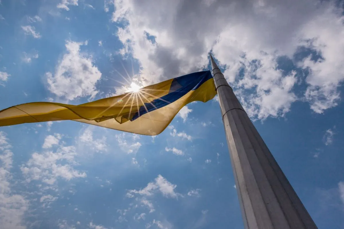 The main flag of Ukraine is at half-mast in Kyiv: the reason is given