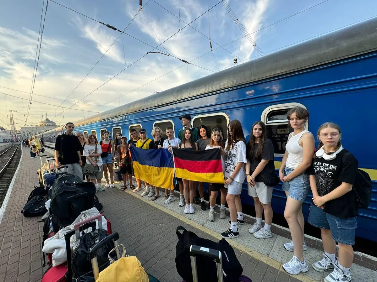 children-of-ukrainian-defenders-went-on-vacation-to-bremen-keeper-thanks-partners-for-help