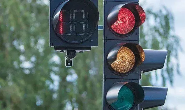 all-traffic-lights-will-work-in-brovary-during-possible-power-outages-mayor-ihor-sapozhko