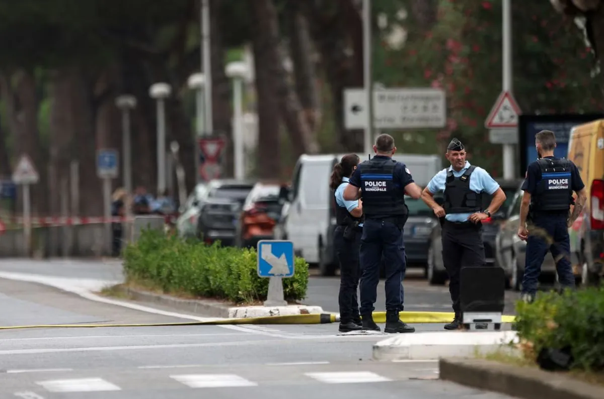 France detains suspect in synagogue arson attempt