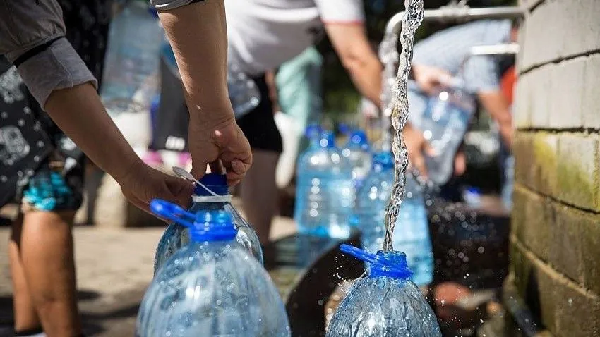 Residents of Brovary community urged to stock up on water