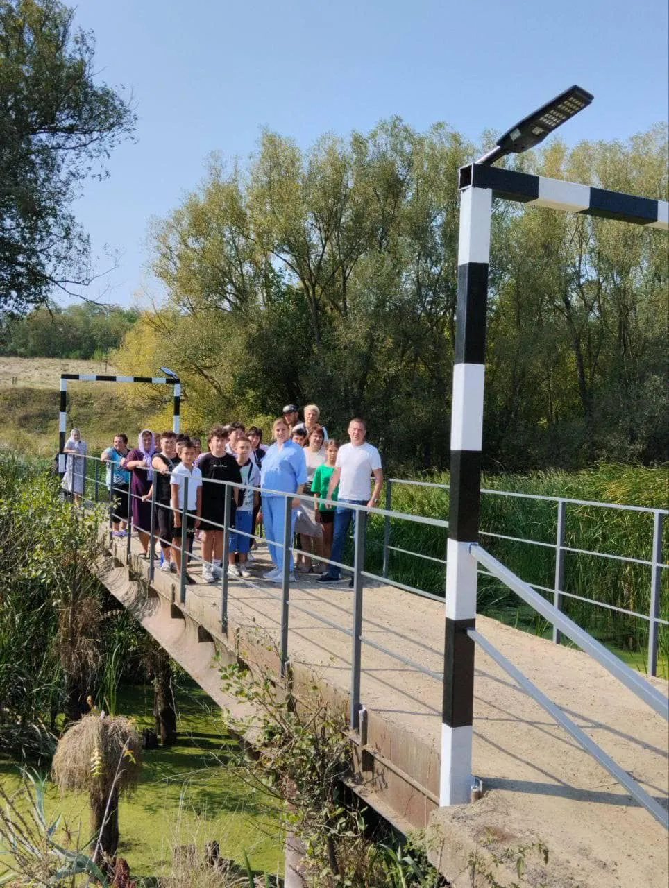 Additional 4 km without a bridge: philanthropists restore a bridge over a river in Vinnytsia region