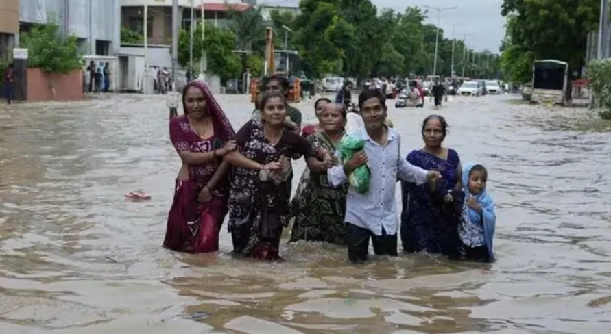 Floods in India kill at least 28 people, thousands evacuated