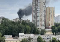 Fire on the roof of a five-story building in Kyiv: no casualties so far