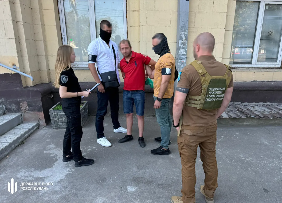 10 thousand dollars for deferment: a man who sold “white” military tickets was detained in Kharkiv