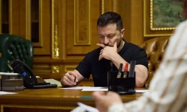 Zelensky signs decrees imposing sanctions on more than 200 individuals and legal entities