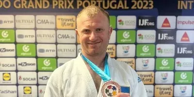 Українець Олександр Назаренко виборов "золото" Паралімпіади-2024 у дзюдо