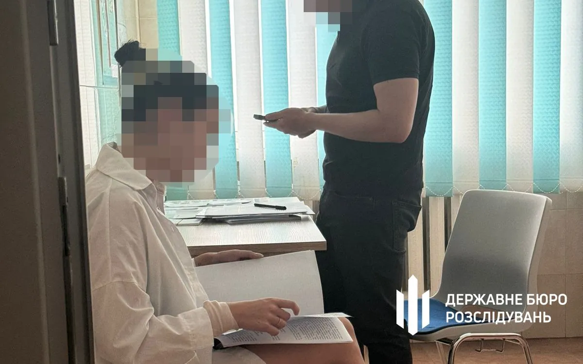 volyn-region-serves-suspicion-notice-to-law-enforcement-officer-for-helping-fugitives-go-abroad