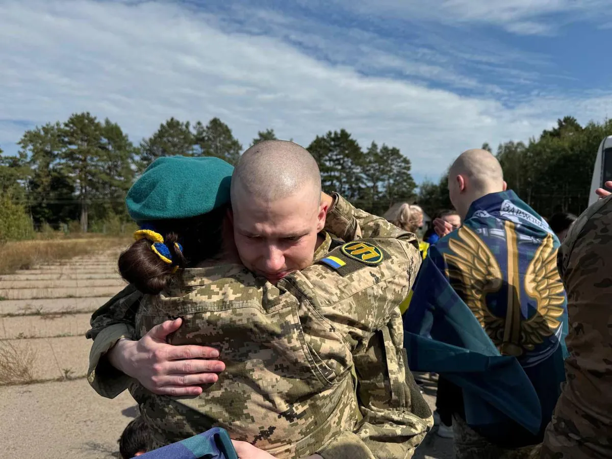 eshche-odno-vozvrashchenie-nashikh-lyudei-ukraina-provela-novii-obmen-plennimi-s-rf