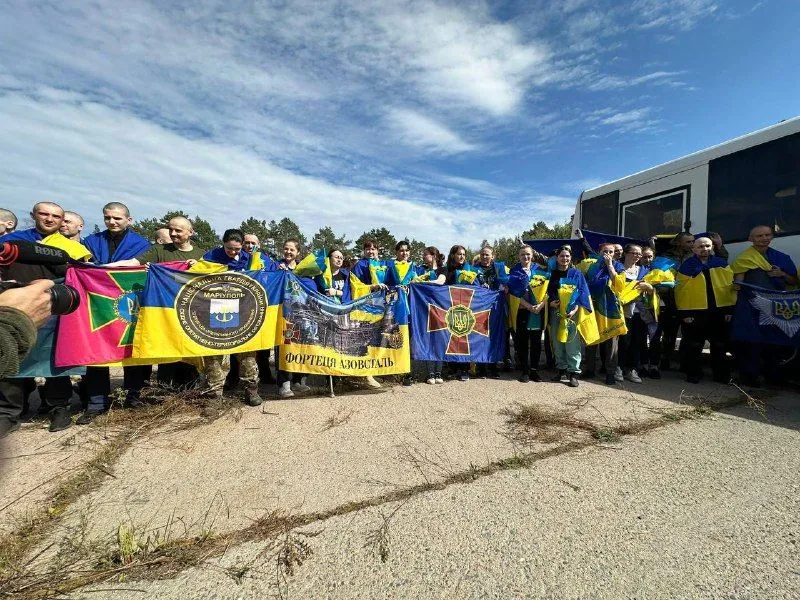 Обмін полоненими: Україна повернула 15 захисників Маріуполя та Азовсталі 