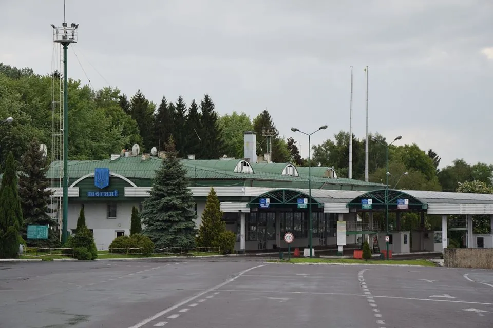 ukrainians-warned-of-possible-delays-at-shehyni-checkpoint-on-the-border-with-poland