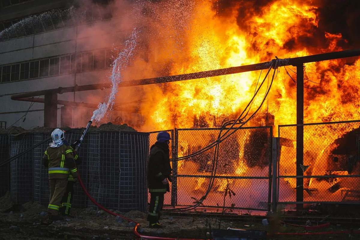 51 російських військових підозрюються в обстрілах цивільних об'єктів в Україні - прокуратура