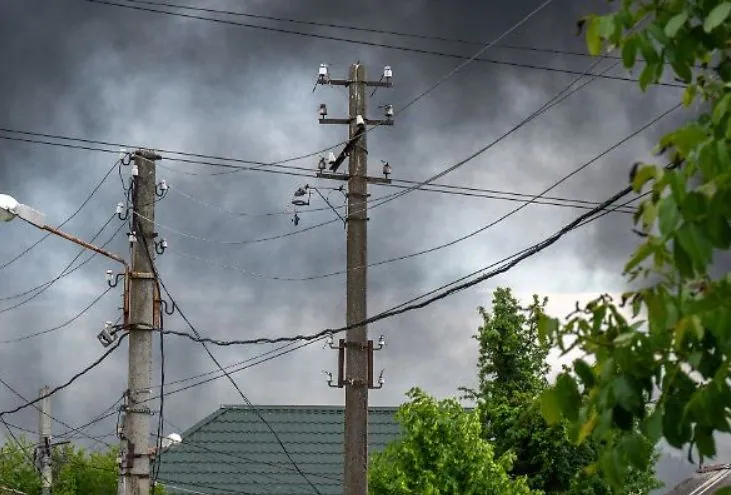 Унаслідок російських обстрілів знеструмлено північ Донеччини