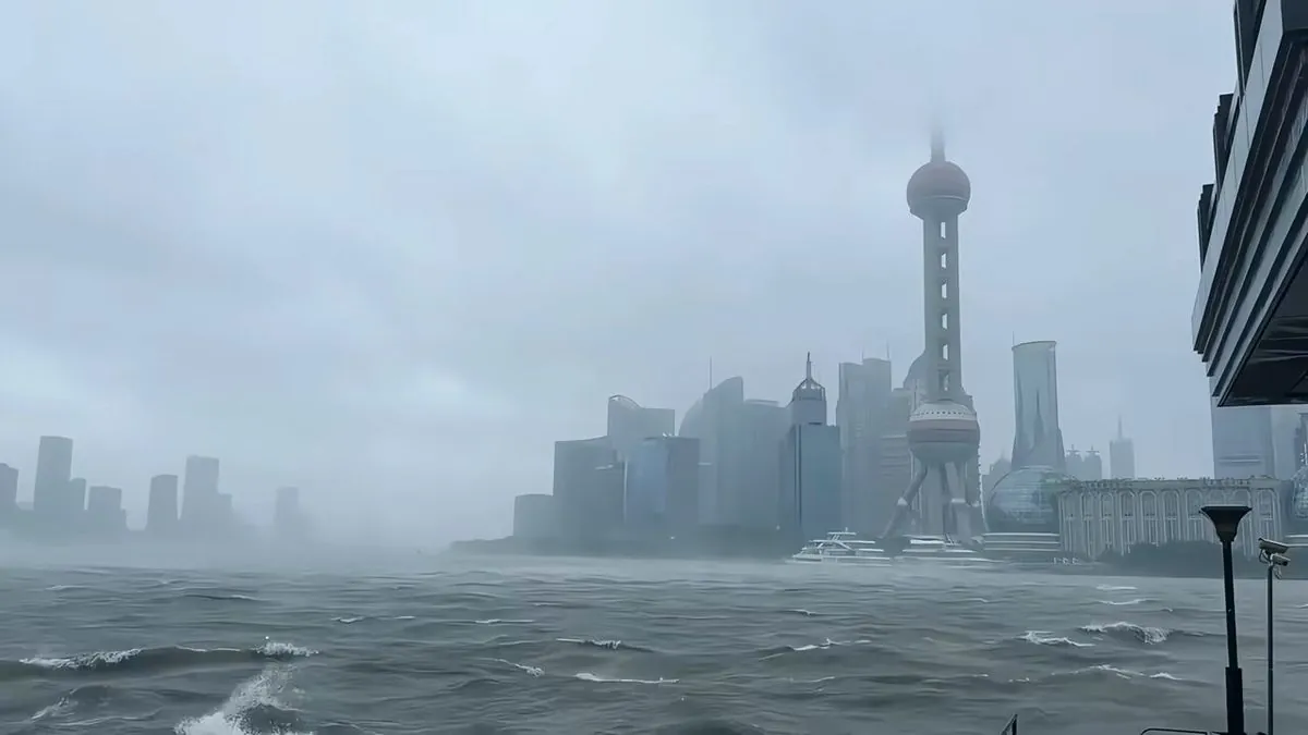 Typhoon Bebinka paralyzes Shanghai: the strongest storm in more than 70 years