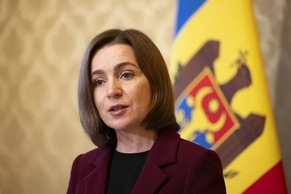 Президентка Майя Санду застала землетрус у прямому ефірі: відео