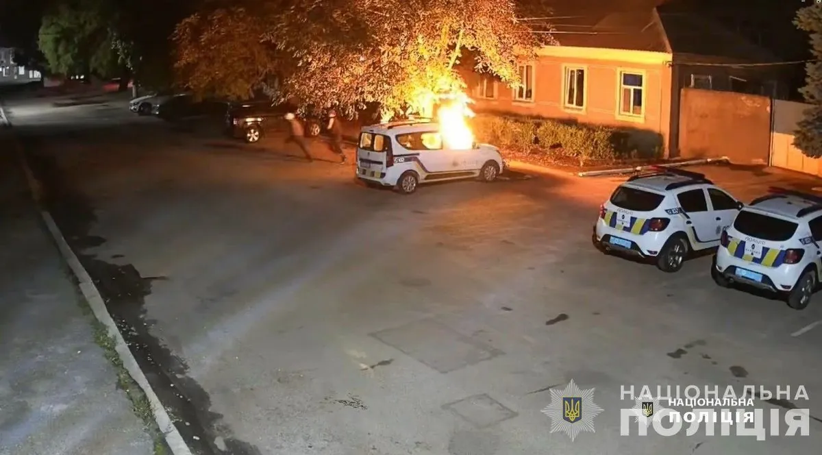 Ordered to set fire to a police car: young men detained in Odesa region