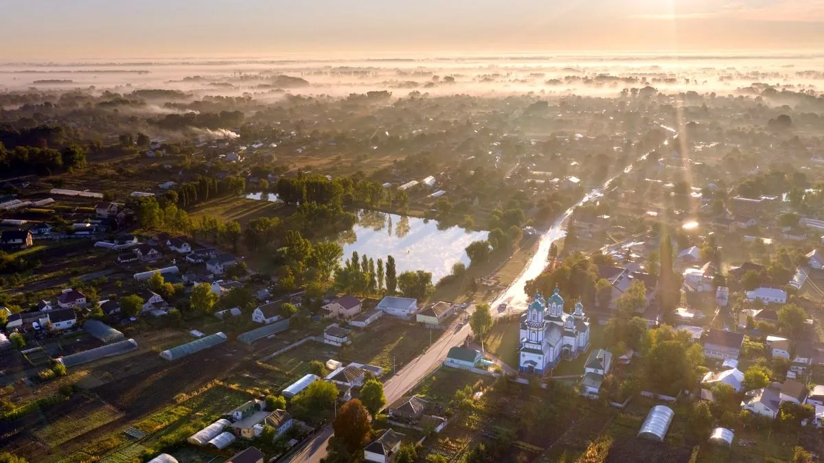 New school bus, ambulance, street lighting - village starosta in Kyiv Oblast talks about benefits of administrative reform