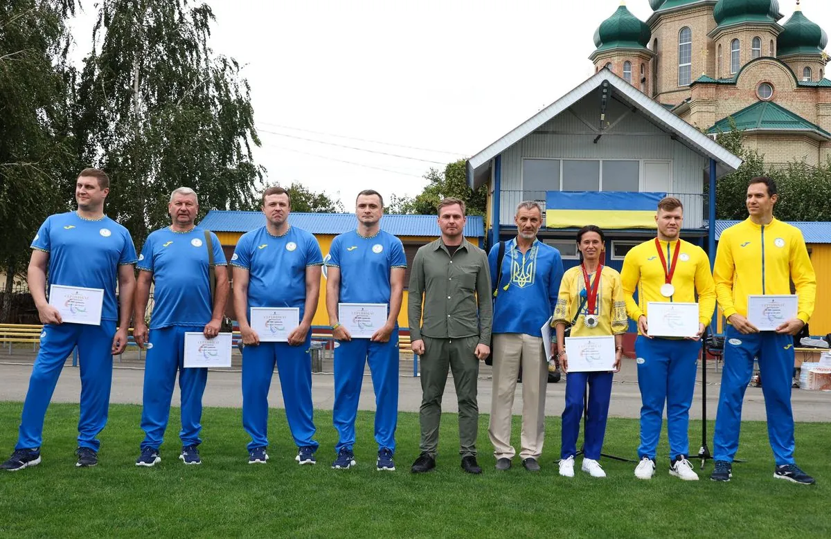 kyiv-region-congratulates-paralympic-athletes-on-their-worthy-performance-in-paris-who-received-awards-and-scholarships