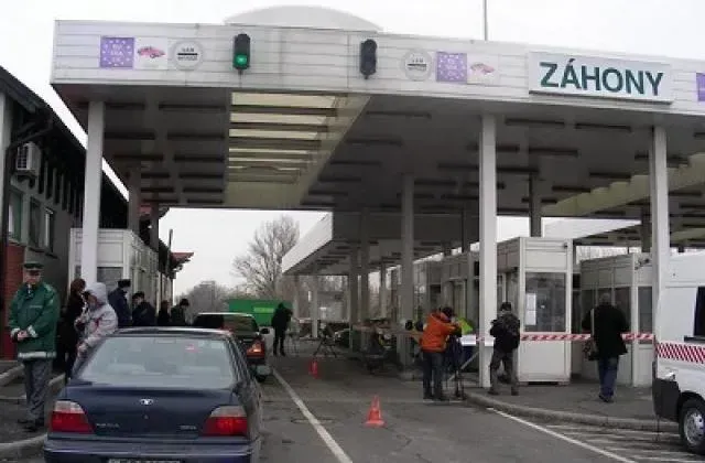 Traffic on the border with Hungary will be restricted due to repairs at the Chop-Záhony checkpoint