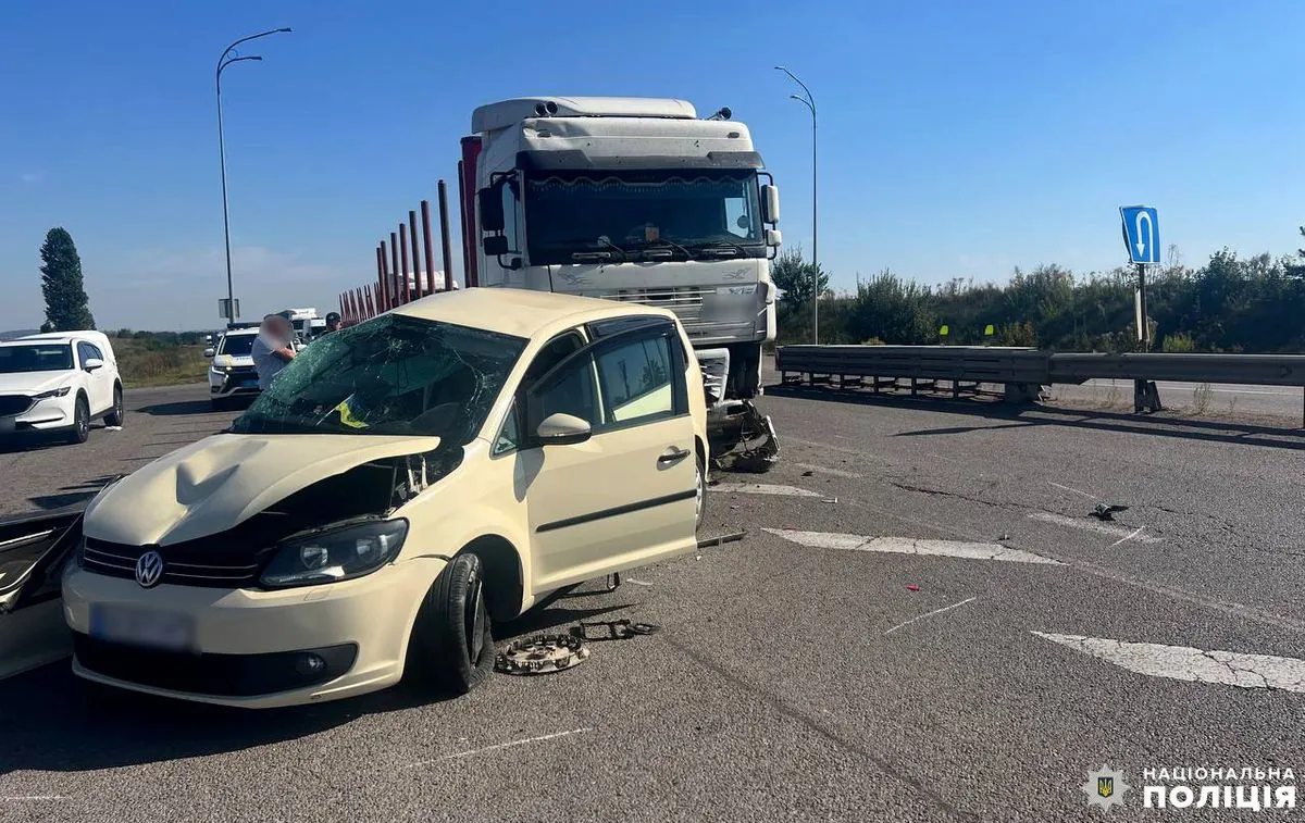 Two women injured in Rivne region in road accident, investigation launched