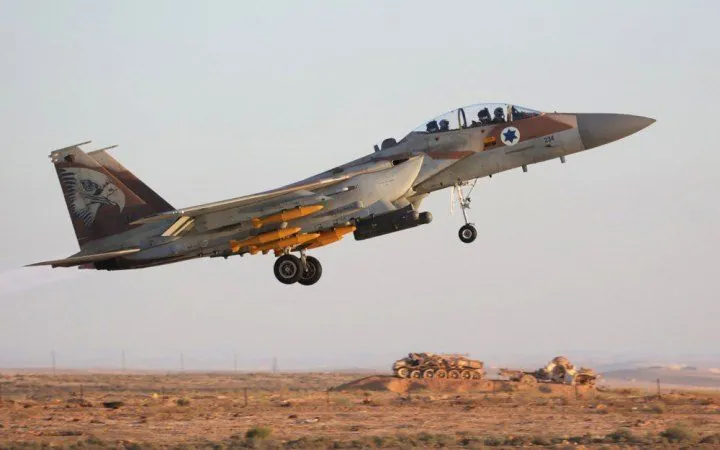 israel-conducts-dozens-of-airstrikes-on-hezbollah-targets-in-lebanon