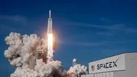 SpaceX планує запустити п'ять космічних кораблів на Марс протягом двох років