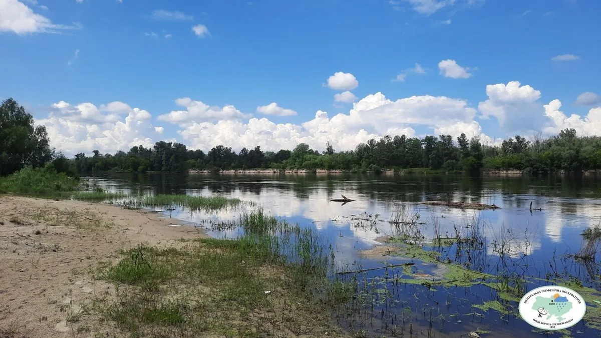 В Десне под Киевом уровень воды упал до наименьшего за весь период наблюдений