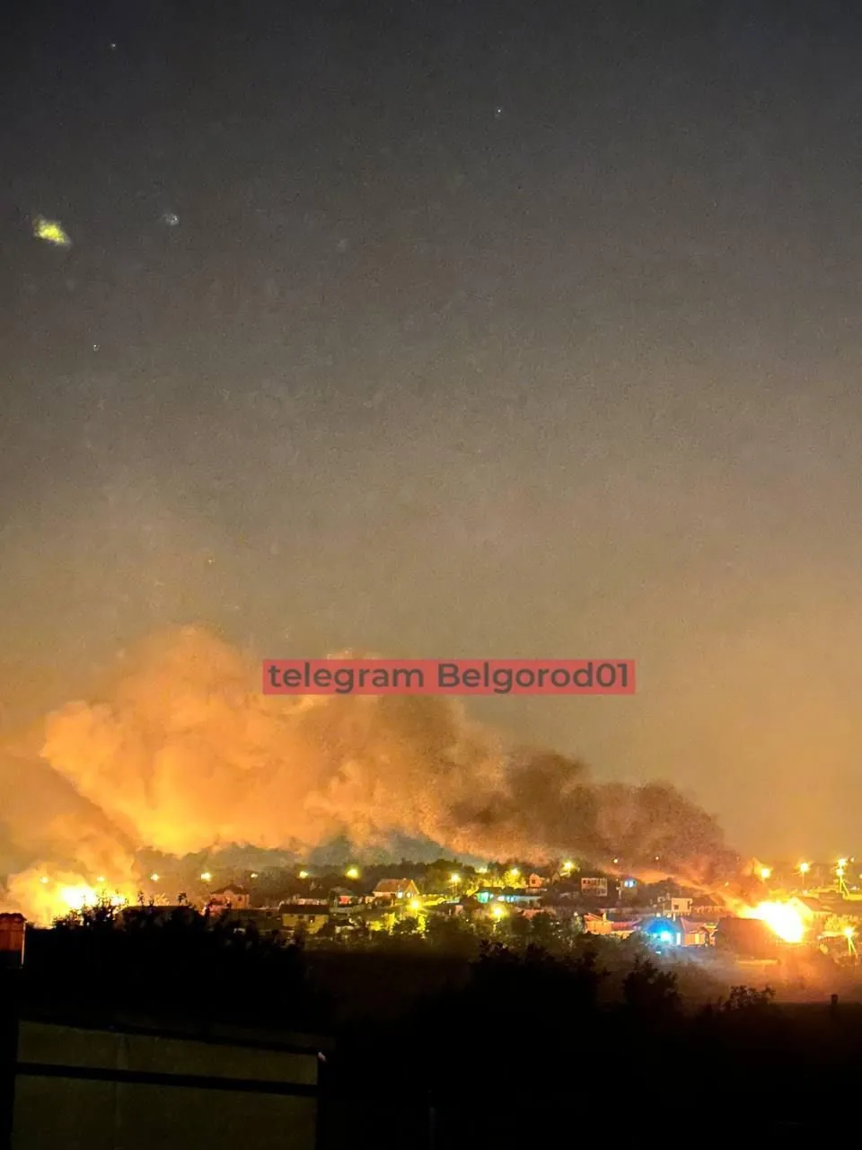 Incendiary evening in Belgorod, Russia: air defense was activated, fires broke out in the city