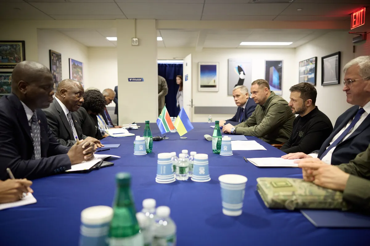 zelenskyy-discusses-preparations-for-the-second-peace-summit-with-south-african-president