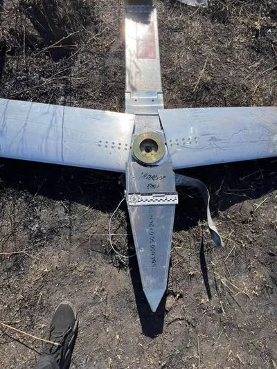 Law enforcement officers showed what the “wings” of the Russian bombs with which Russia attacks Kharkiv every day look like