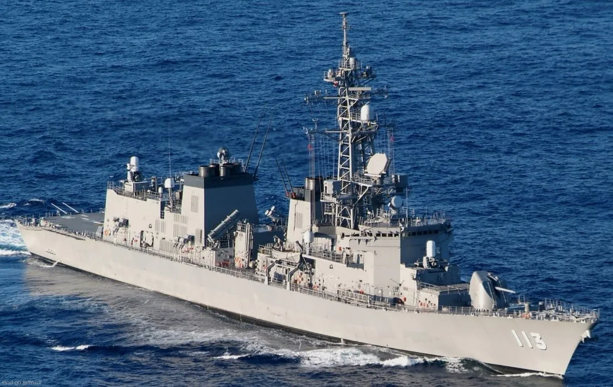 japan-sends-a-warship-through-the-taiwan-strait-for-the-first-time