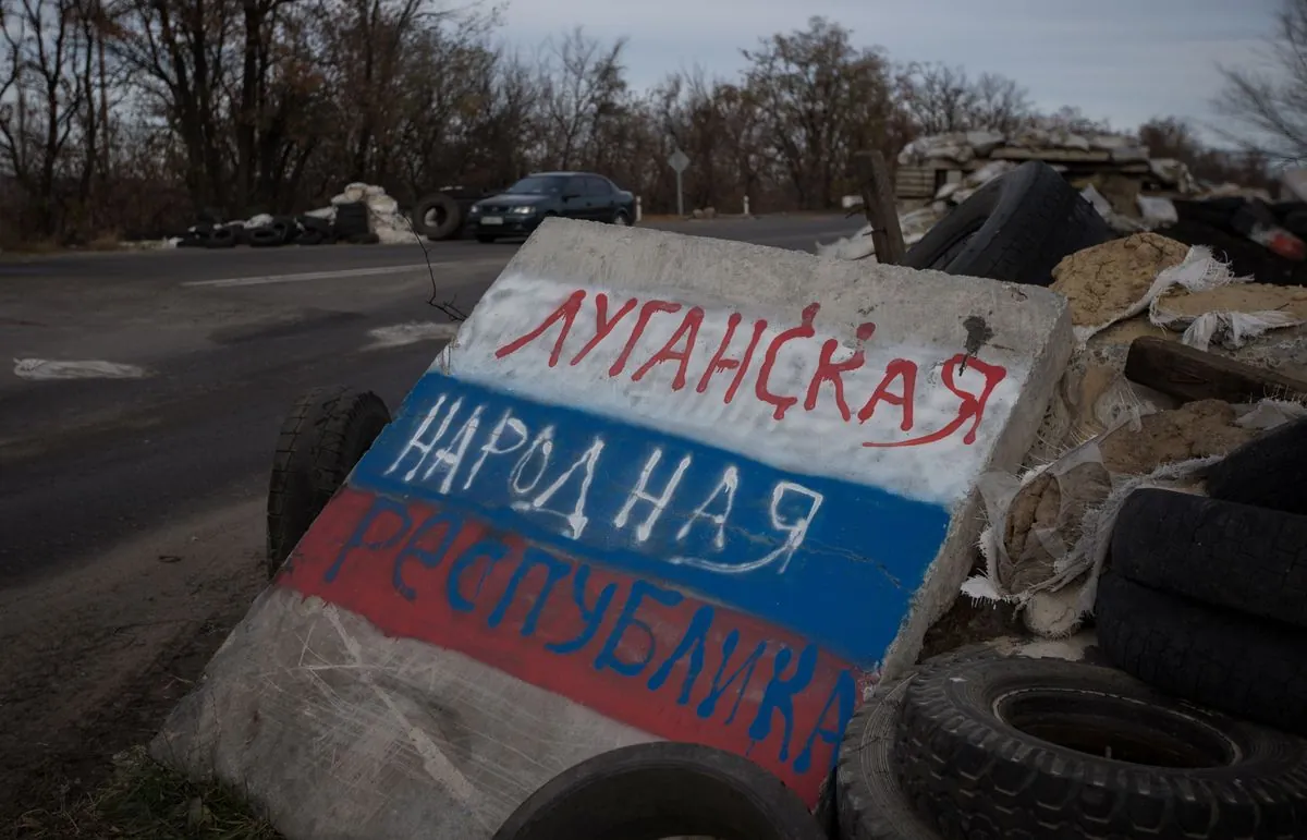 Для обшуків та доносів: на Луганщині окупанти хочуть повернути радянську практику "народних дружин"