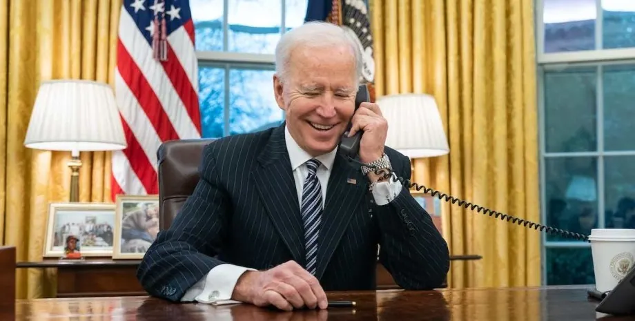 a-very-expensive-joke-a-man-fined-dollar6-million-in-the-us-for-making-calls-in-bidens-voice