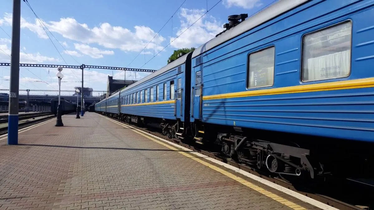 Train traffic in Zaporizhzhia is affected due to massive attack