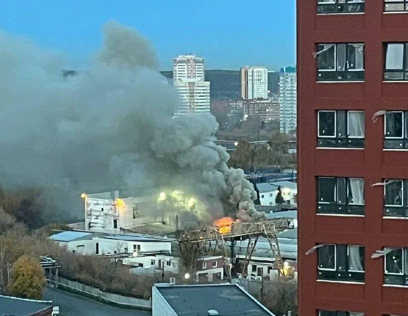 У російському єкатеринбурзі загорілася колонія суворого режиму: що відомо