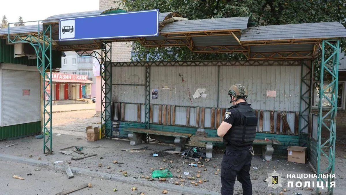 Russian army strikes a bus stop in Kupyansk with a drone, 16-year-old girl among the wounded