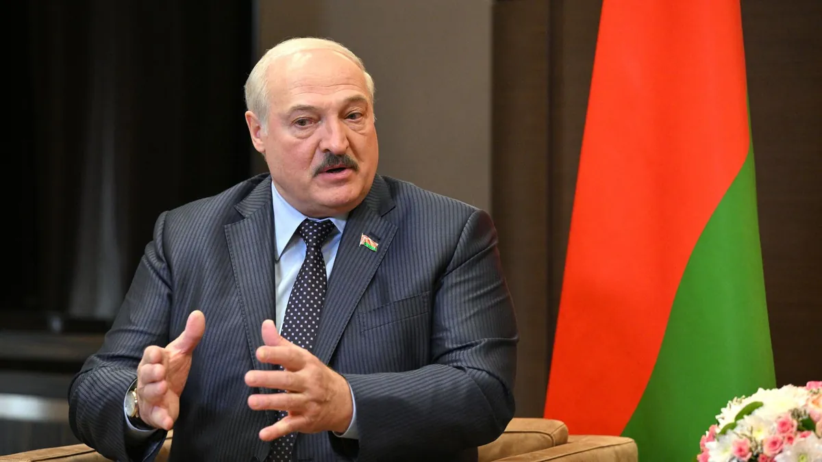 Lukashenka admits that Belarus shoots down Russian “chessmen”