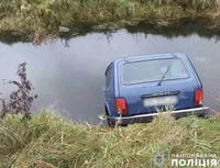 In Khmelnytsky region, a car driver drove into a ditch with water and died