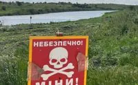 Russian troops remotely scatter anti-personnel mines in Kherson - MBA