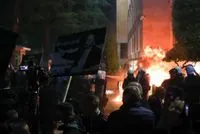 Albanian police use gas against opposition protesters