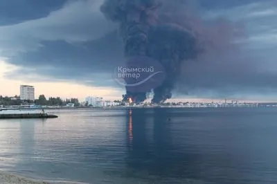 Day three: new footage of the fire at the oil depot in Feodosia after the hit