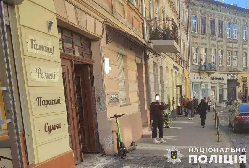 a-minor-on-an-electric-scooter-hit-an-80-year-old-woman-in-lviv-police-open-proceedings