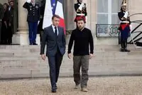 В Париже Зеленский опроверг разговоры о прекращении огня и призвал к большей поддержке Украины В Париже Зеленский опроверг разговоры о прекращении огня и призвал к большей поддержке Украины