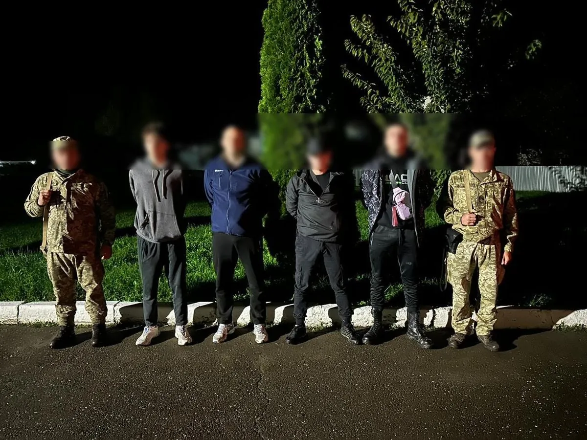 planned-to-swim-across-the-tisza-four-men-detained-near-the-border-with-hungary