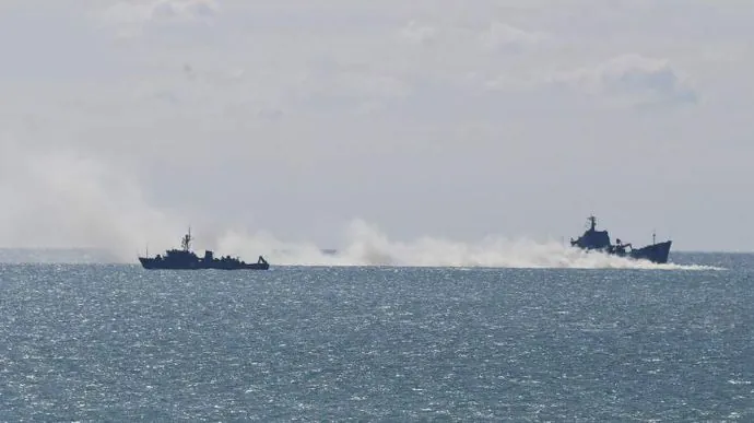 There are 2 Russian missile carriers in the Black Sea with a total volley of up to eight “Kalibr” missiles