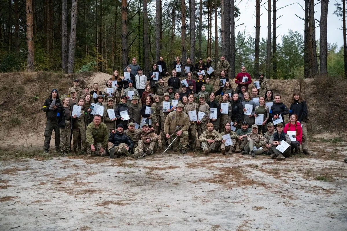 preparing-the-population-for-national-resistance-kyiv-regional-center-introduces-shortened-course-over-50-residents-receive-certificates